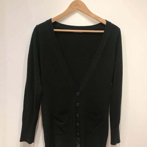 Long button down cardigan - Picture 2 of 7